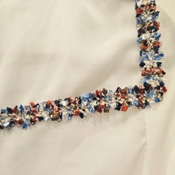 🔥NWT Zara embellished, textured, white blouse size XS - Picture 10 of 10